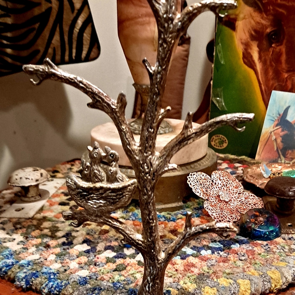 Vintage jewelry Tree Stand